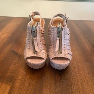 Women’s Wedge Sandal